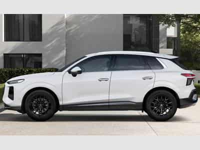 Audi Q3 Intense (2026) - Foto 2