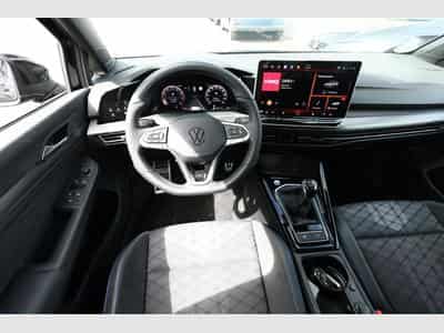 VW Golf R-Line (2024) - Photo 7