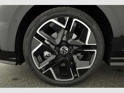 VW Golf Variant 2.0 TSI 150 kW 4Motion R-Line (2026) - Photo 15