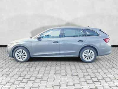 Skoda Octavia 2.0 TDI 110 kW Selection (2025) - Photo 4
