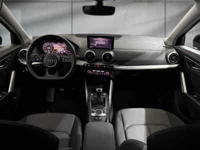 Audi Q2 30 TFSI 110ch S-Line (2024) - Foto 10