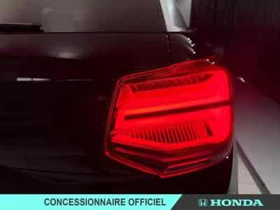 Audi Q2 30 TFSI 110ch S-Line (2024) - Foto 4