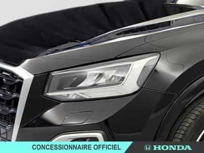 Audi Q2 30 TFSI 110ch S-Line (2024) - Foto 8
