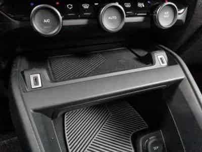 Citroën c4 x 1.5 BlueHDi 130ch S&S PLUS Automatique (2024) - Foto 14