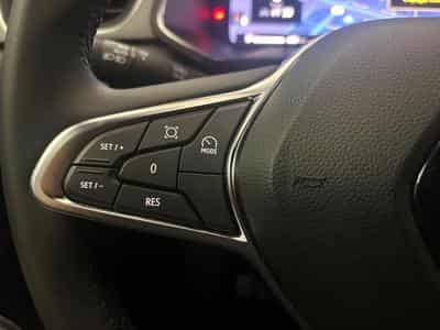 Renault Captur 1.6 E-Tech full hybrid 145ch Techno (2025) - Foto 12