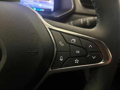 Renault Captur 1.6 E-Tech full hybrid 145ch Techno (2025) - Foto 13