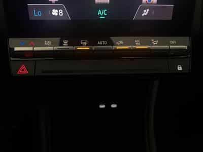 Renault Captur 1.6 E-Tech full hybrid 145ch Techno (2025) - Foto 8