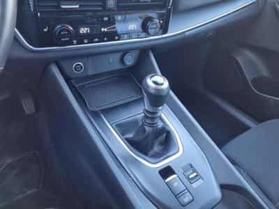 Nissan Qashqai 1.3 DIG-T 140CH MHEV CONNECT (2024) - Foto 12