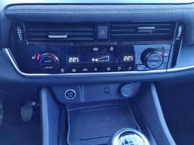 Nissan Qashqai 1.3 DIG-T 140CH MHEV CONNECT (2024) - Foto 14