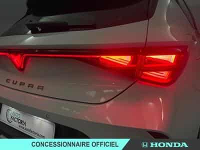 Cupra Leon 1.5 eTSI Hybrid 150ch V DSG7 (2025) - Photo 5
