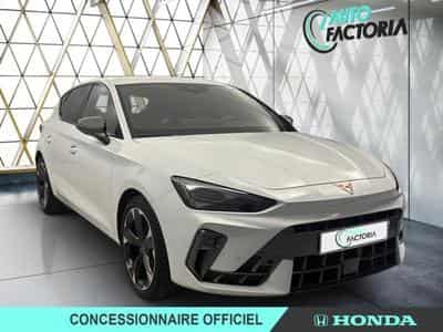 Cupra Leon 1.5 eTSI Hybrid 150ch V DSG7 (2025) - Photo 6