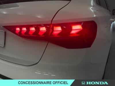 Audi A3 sportback 30 TFSI 116ch Hybride S line S tronic 7 (2024) - Foto 3