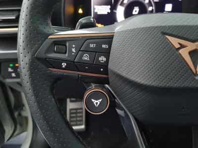 Cupra Leon 1.5 eTSI Hybrid 150ch V DSG7 (2025) - Photo 14