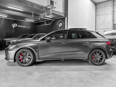 Audi RS3 Sportback 2.5 TFSI quattro/Pano/19/360°/SONOS/SCHALE S/MATRI (2026) - Photo 2