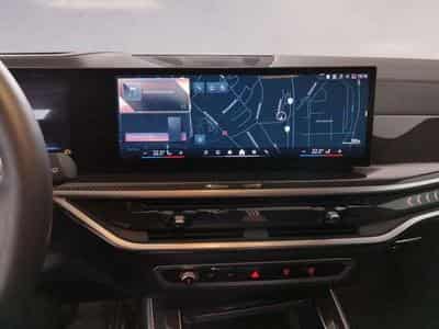 BMW X5 xDrive40i DAB LED (2024) - Foto 9