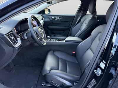 Volvo V60 b4 Plus Dark / Essence (2025) - Foto 10