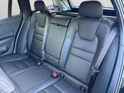 Volvo V60 b4 Plus Dark / Essence (2025) - Foto 13