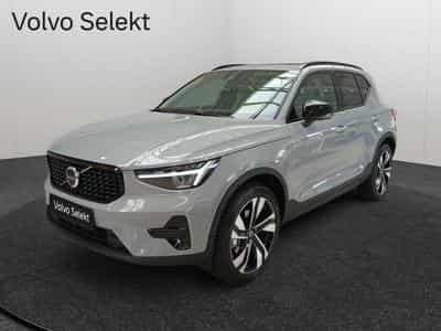 Volvo XC40 B3 Ultra Dark / Essence (2026) - Foto 1