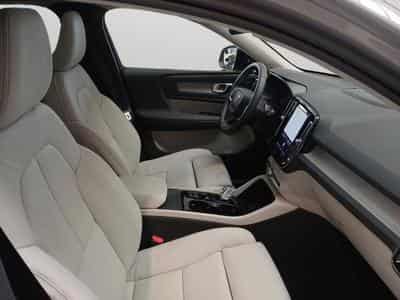 Volvo XC40 B3 Ultra Dark / Essence (2026) - Foto 14