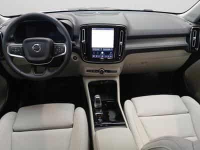 Volvo XC40 B3 Ultra Dark / Essence (2026) - Foto 3