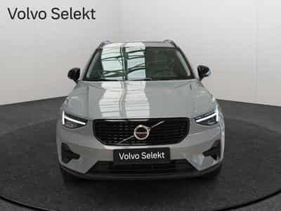 Volvo XC40 B3 Ultra Dark / Essence (2026) - Foto 4