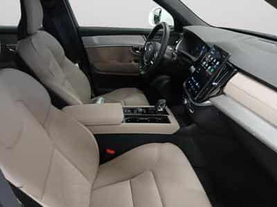 Volvo XC90 T8 AWD Core / Hybride (2025) - Foto 13