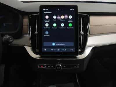 Volvo XC90 T8 AWD Core / Hybride (2025) - Foto 9
