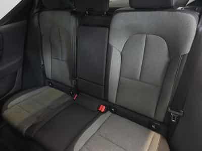 Volvo XC40 B3 Core / Essence (2023) - Foto 13