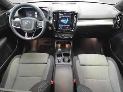 Volvo XC40 B3 Core / Essence (2023) - Foto 3