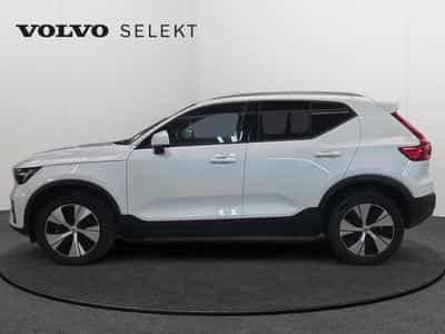 Volvo XC40 B3 Core / Essence (2023) - Foto 4