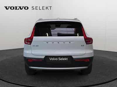 Volvo XC40 B3 Core / Essence (2023) - Foto 6