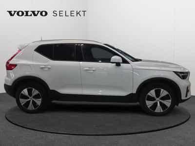 Volvo XC40 B3 Core / Essence (2023) - Foto 7