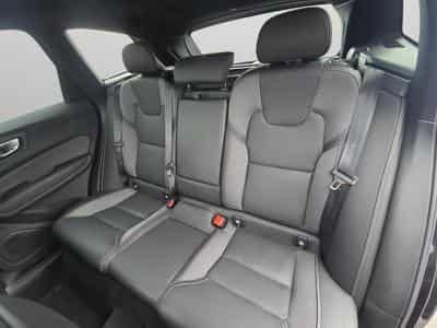 Volvo XC60 B5 AWD Ultra Dark / Essence (2025) - Foto 15