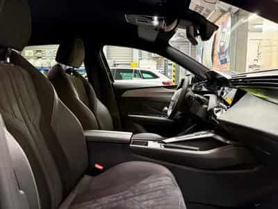 Peugeot 308 308 1.5 BlueHdi 131cv Auto GT (2022) - Foto 8