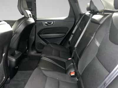 Volvo XC60 2.0 D4 Geartronic Momentum (2019) - Photo 11