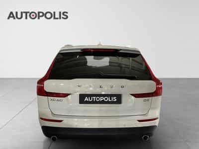 Volvo XC60 2.0 D4 Geartronic Momentum (2019) - Photo 15