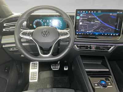 VW Tiguan 1.5 eHybrid R-Line DSG (2024) - Photo 6