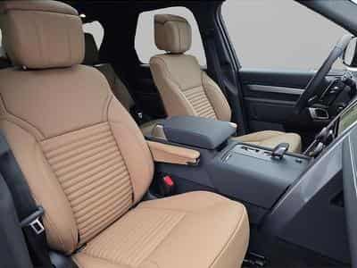 Land-Rover Discovery (2026) - Photo 3