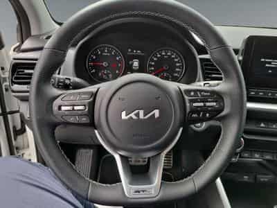 Kia Stonic GT Line 1.0T 120 ISG MHEV 7DCT (2023) - Foto 13