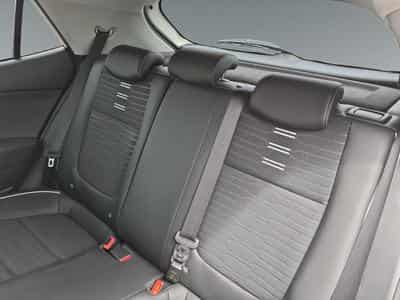 Kia Stonic GT Line 1.0T 120 ISG MHEV 7DCT (2023) - Foto 15