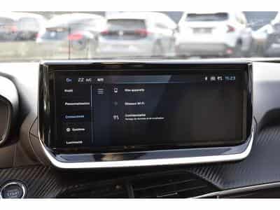 Peugeot 2008 1.2 PureTech Allure ACC GPS LANE SIDE REGUL CAM 360 1° MAIN (2025) - Photo 12