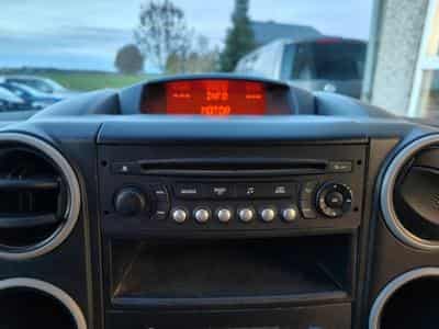 Citroën Berlingo 1.6 HDI 3 PLACES CLIM RADIO (2015) - Foto 12