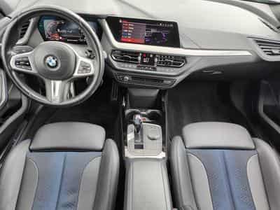BMW 120 120iA SDRIVE PACK M GPS CARPLAY SIEGES CHAUFFANTS ECLAIRAGE (2021) - Photo 11