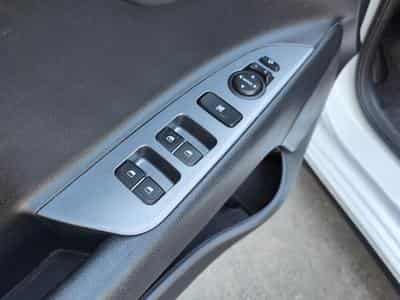 Kia Rio 1.0 T-GDI GT-LINE CLIM SIEGES + VOLANT CHAUFF CARPLAY (2019) - Foto 12