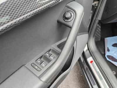 Skoda Octavia Combi RS 2.0 TDI DSG 4X4 CARPLAY GPS SIEGES CHAUFF (2018) - Foto 13