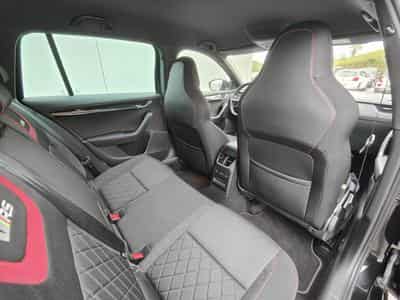 Skoda Octavia Combi RS 2.0 TDI DSG 4X4 CARPLAY GPS SIEGES CHAUFF (2018) - Foto 8