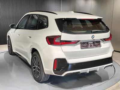 BMW X1 X1 sDrive18d PACK M CAMERA GPS CARPLAY (2025) - Foto 4