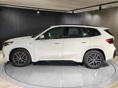 BMW X1 X1 sDrive18d PACK M CAMERA GPS CARPLAY (2025) - Foto 5