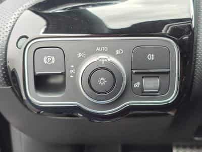 Mercedes A 180 180D PACK AMG CAMERA GPS CARPLAY LED SIEGES ELECTRIQUES (2019) - Foto 15