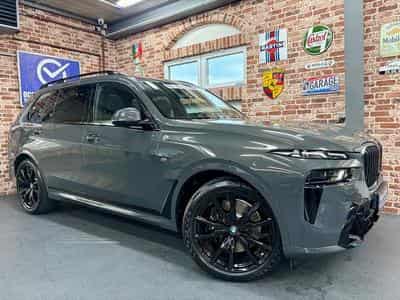 BMW X7 X7 40dA 3.0 352cv Auto xDrive M-SPORT PRO (6Places) (2025) - Photo 1